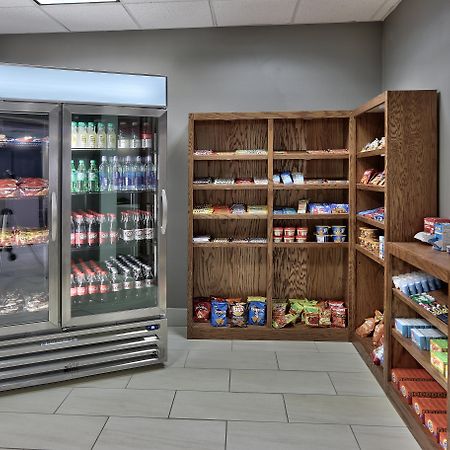 Holiday Inn Express & Suites Portales By Ihg Exterior foto