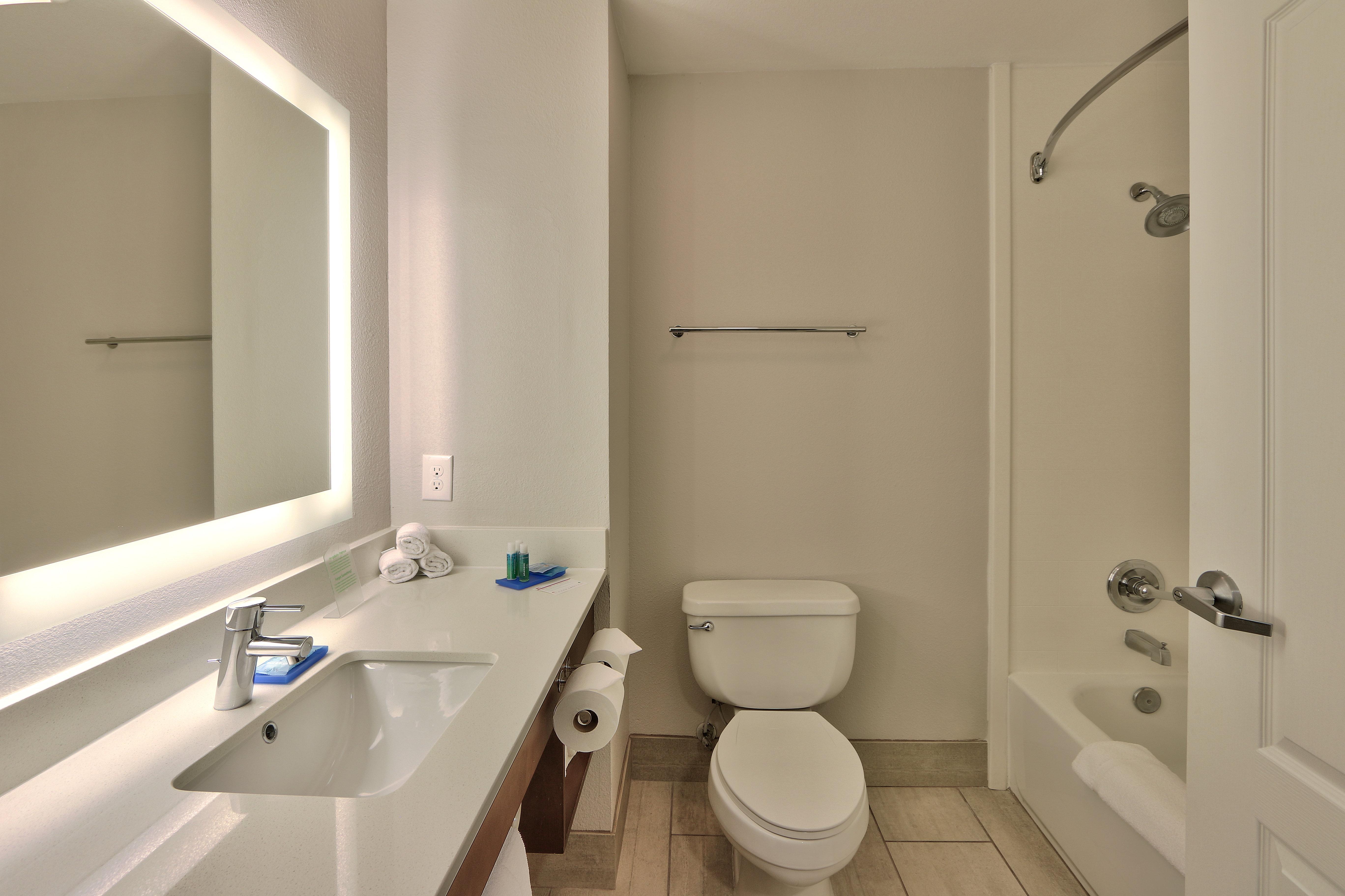 Holiday Inn Express & Suites Portales By Ihg Exterior foto