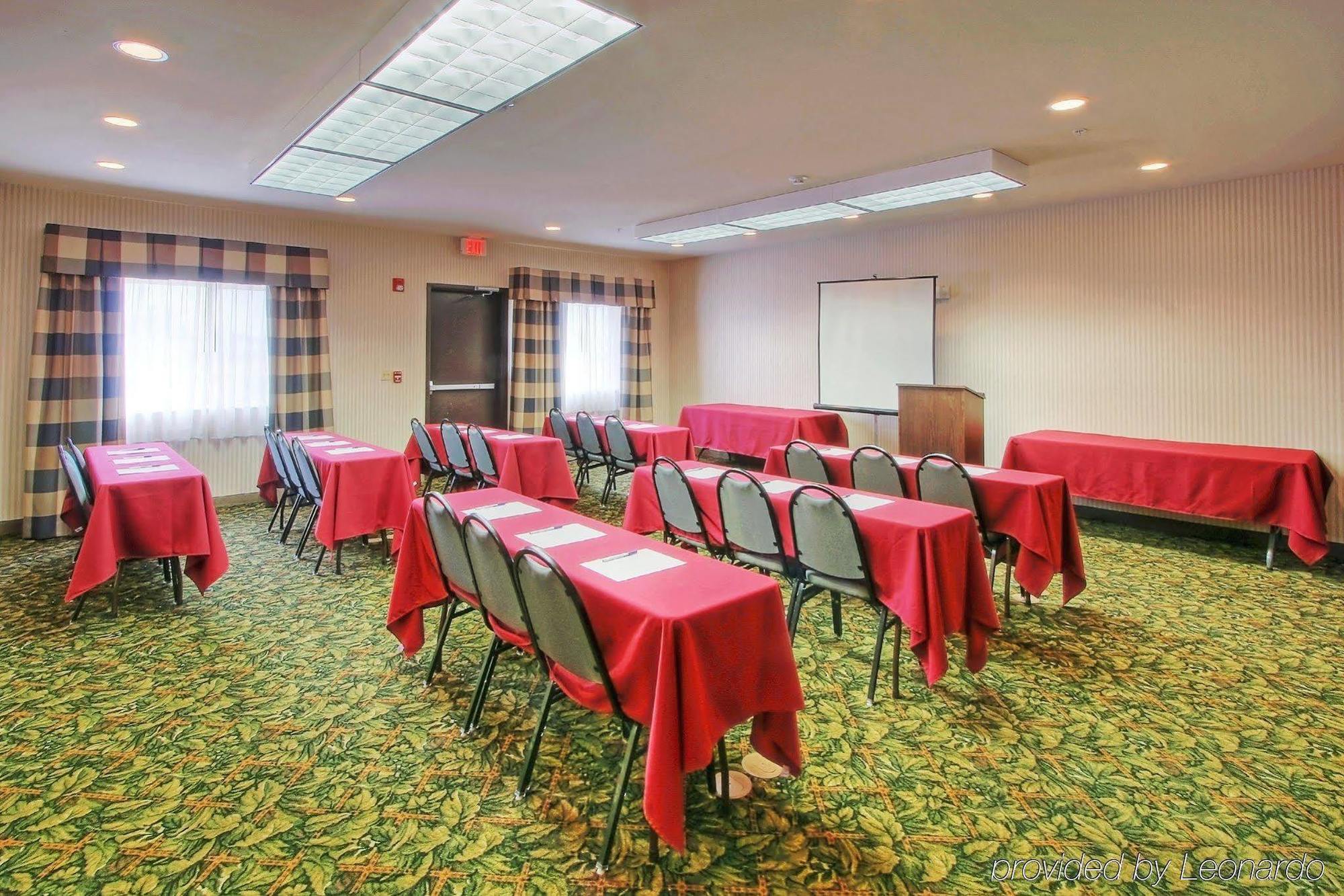 Holiday Inn Express & Suites Portales By Ihg Exterior foto