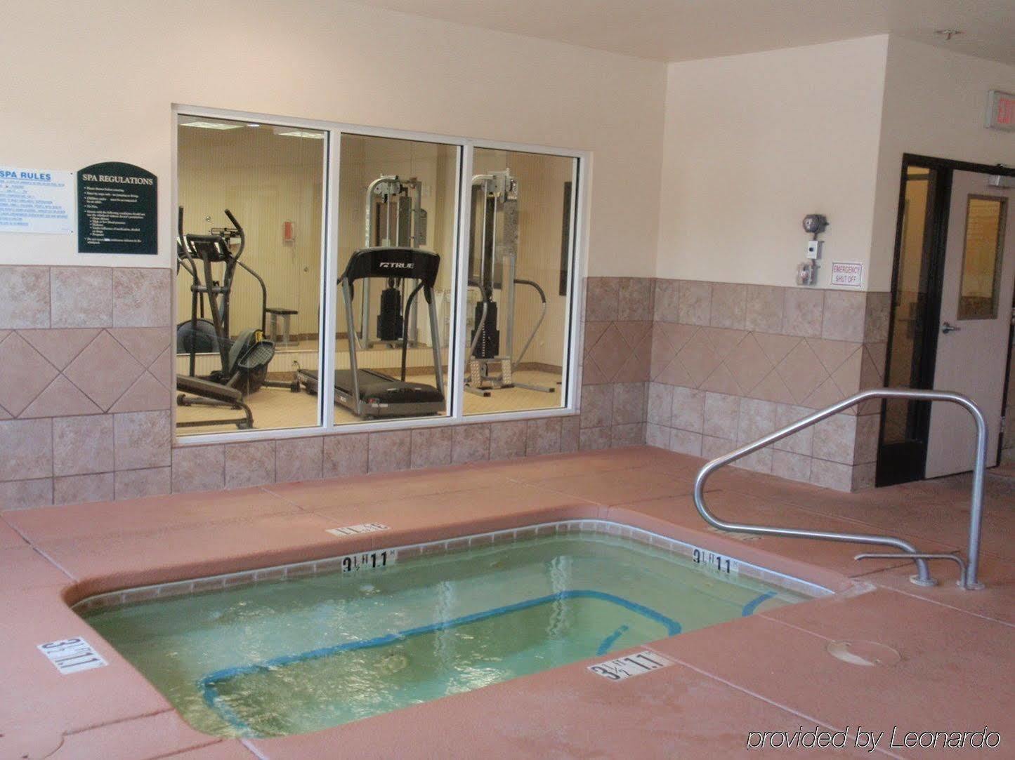 Holiday Inn Express & Suites Portales By Ihg Exterior foto